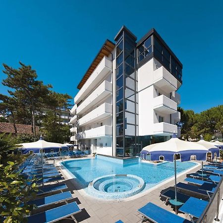 Hotel Bellevue Lignano Sabbiadoro Eksteriør billede