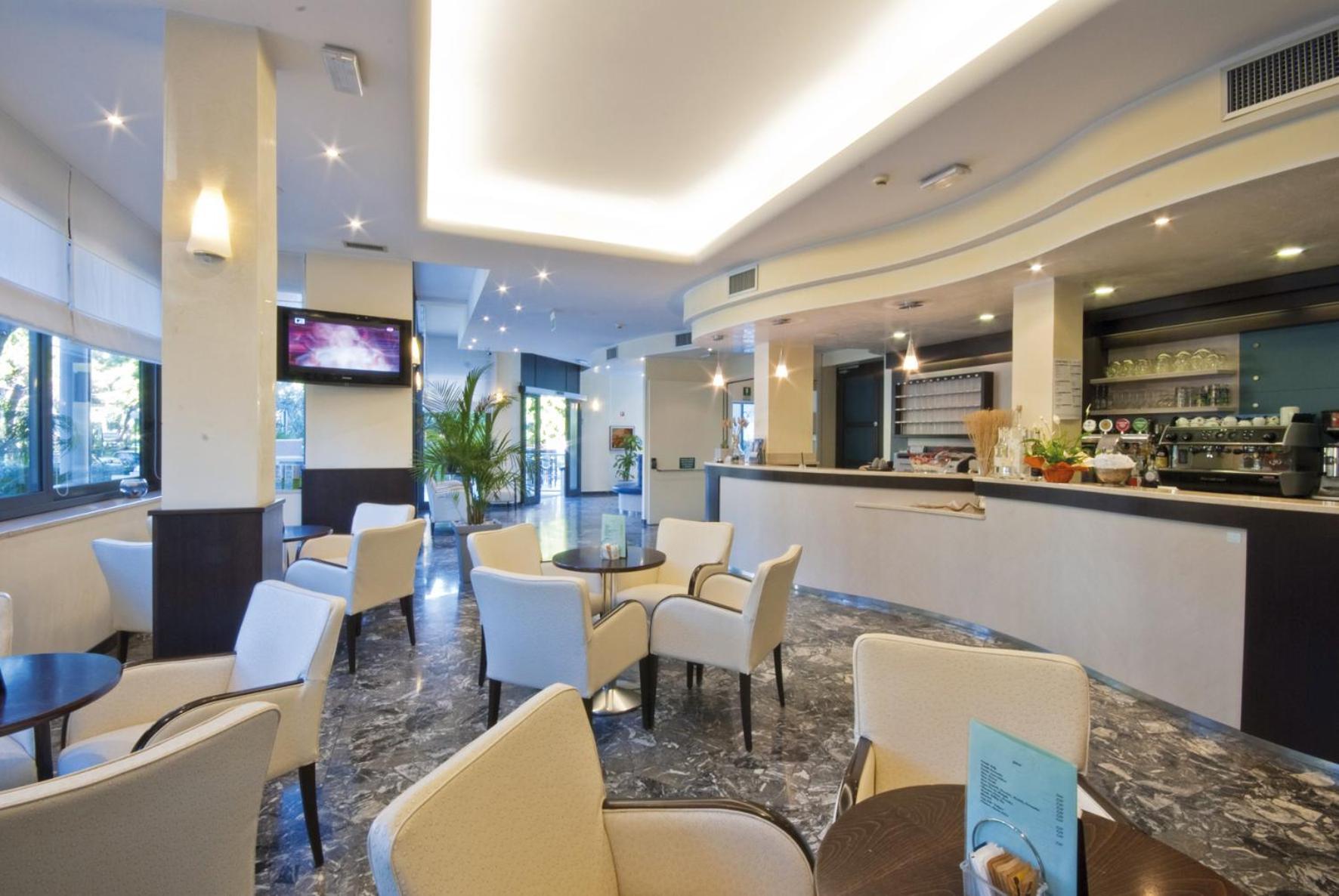 Hotel Bellevue Lignano Sabbiadoro Eksteriør billede