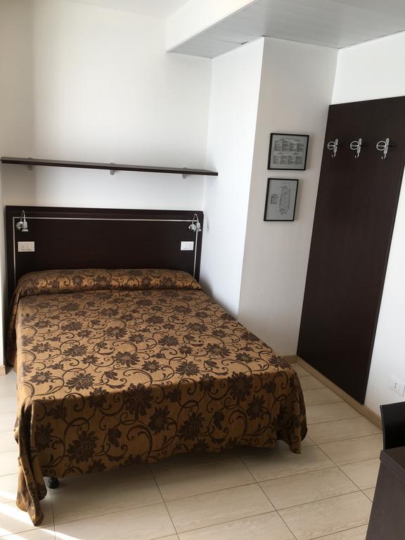 Hotel Bellevue Lignano Sabbiadoro Eksteriør billede
