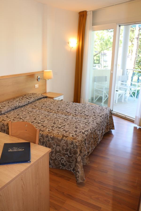 Hotel Bellevue Lignano Sabbiadoro Eksteriør billede